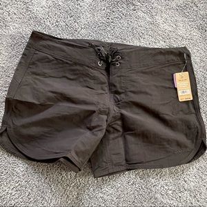 Patagonia Women’s shorts NWT size 10